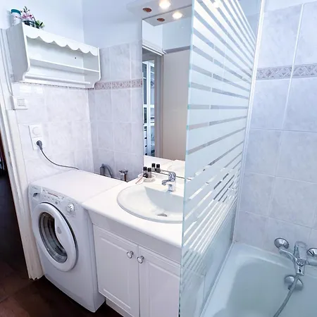 Appartement Poincare 4 - Lumineux, Renove, Et Calme A Juan Les Pins