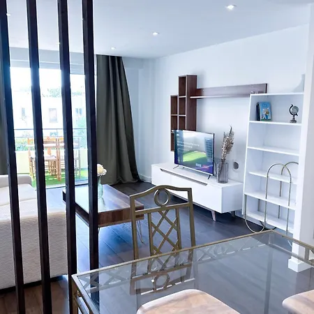 Poincare 4 - Lumineux, Renove, Et Calme A Juan Les Pins Appartement *