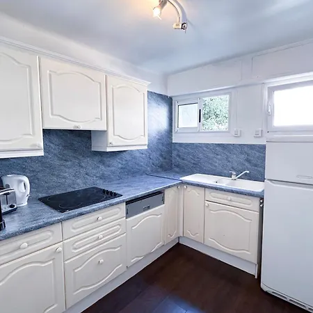 Poincare 4 - Lumineux, Renove, Et Calme A Juan Les Pins 公寓 *