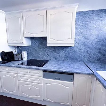 Poincare 4 - Lumineux, Renove, Et Calme A Juan Les Pins 昂蒂布